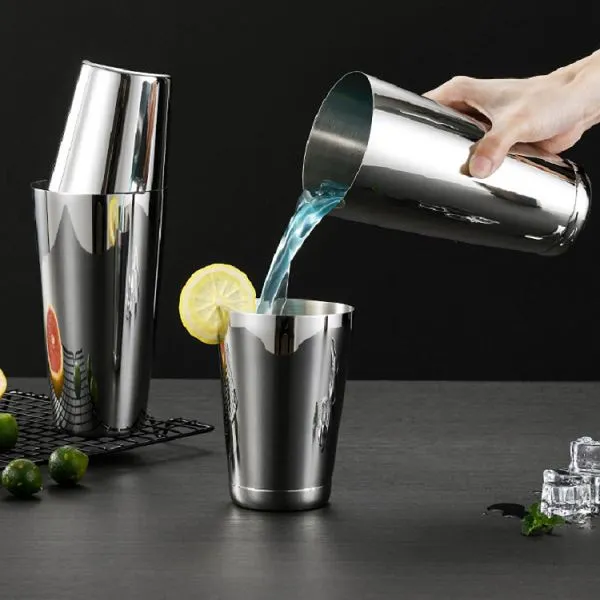 Metall   Boston   Shaker   Bar