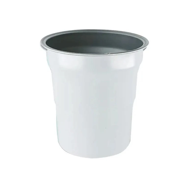 white disposable aluminum cup